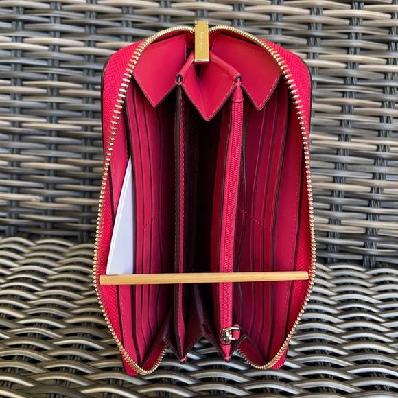 Kate Spade leila md triple compartment shoulder bag & leila lg continentl wallet - Picture 14 of 16